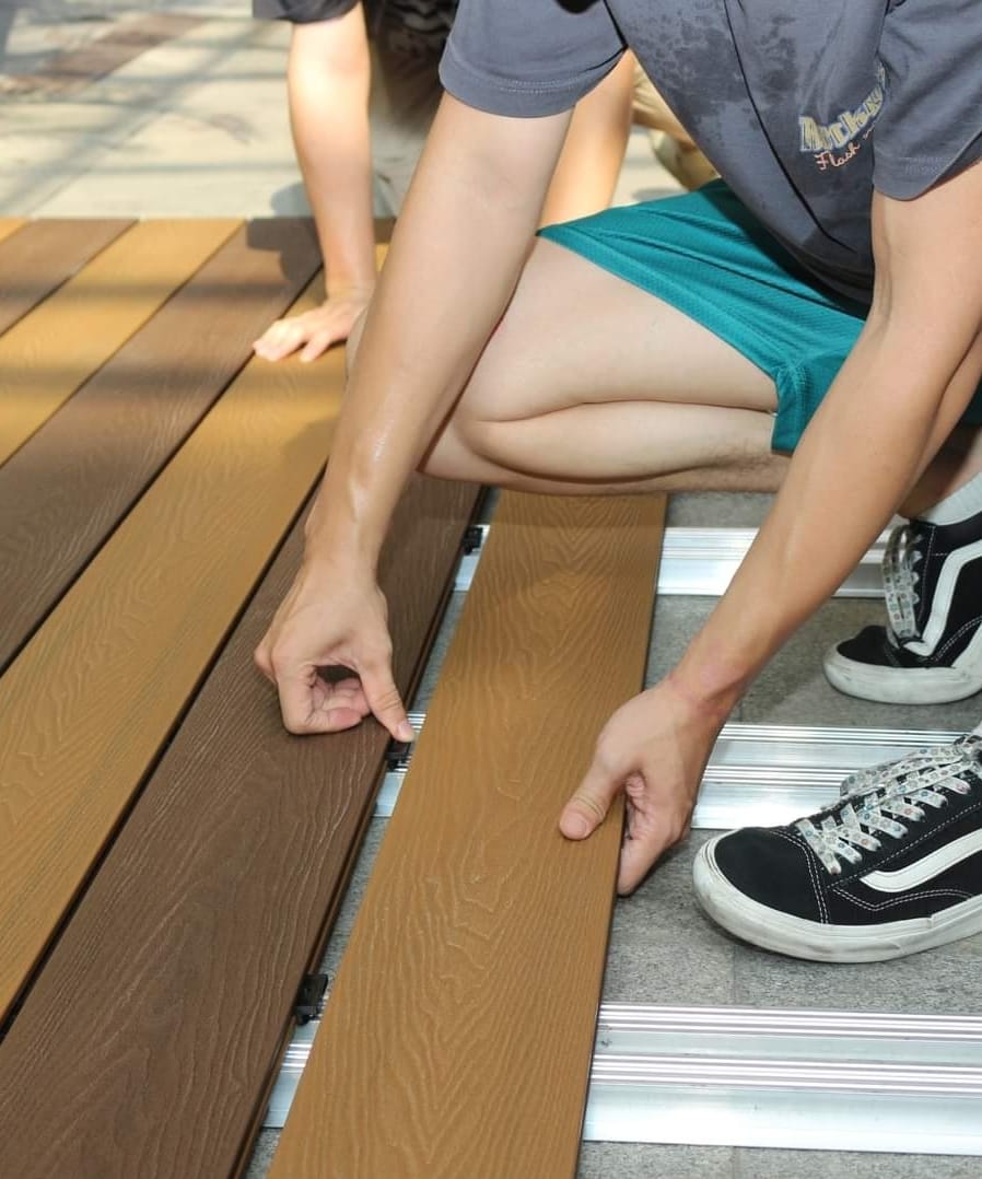 SPC flooring installation service in Dubai